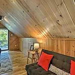 Riverfront Traverse City Cabin Fish, Kayak And Tube