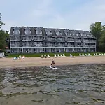 200 North Shore Inn
