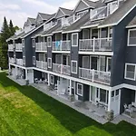 103 North Shore Inn