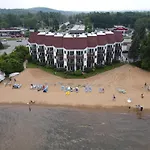 Beach Room 325