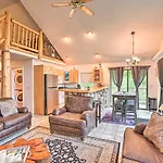 Secluded Bass Lake Cabin, 9 Mi To Traverse City!