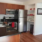 Modern And Pristine Condo -By The Gt Commons