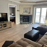 First Class Suite On East Grand Traverse Bay