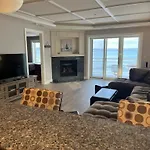 First Class Suite On East Grand Traverse Bay