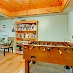 13 Mi To Downtown Quiet Lakefront Cottage