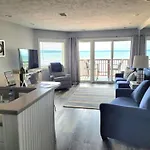 Beachside 213 With Pool Hot Tub And Private Deck Overlooking East Bay
