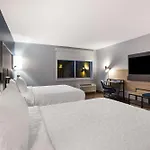 Tru By Hilton Traverse City