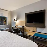 Tru By Hilton Traverse City