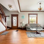 Beautiful House Walk Everywhere Ac Fire Pit