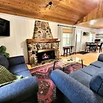 Steps To Beach-Hot Tub-Fireplace-Northern Original