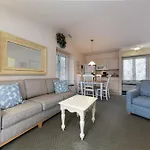 Stunning Condo With Beach Access The Shores 5719