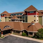 Tamarack Lodge