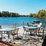 Lakefront Resort Retreat-Pontoon & Sup Rentals