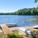 Traverse City Retreat With Deck And Lake Access