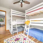 Firefly Lodge! Boardman River! Hot Tub! Woodstove!