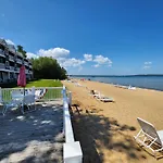 North Shore Inn Tc 106