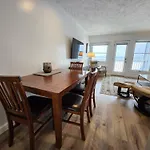 North Shore Inn Tc 203