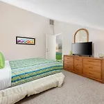 Fairway Breeze Retreat