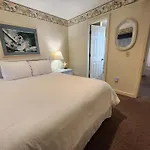 North Shore Inn Tc 106
