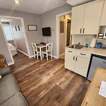 North Shore Inn Tc 200
