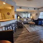 North Shore Inn Tc 307