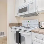 Beachside 322 Waterfront Condo