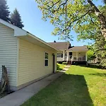 16Th Street Retreat 30-Day Rental Downtown Tc