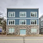 Modern Traverse City Condo About 1 Mi To Bay!