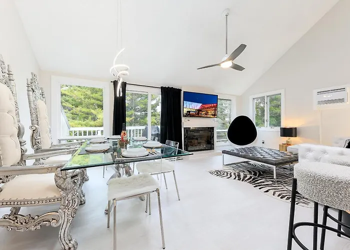 Exquisite One Of A Kind 3Bdr Condo At Hilltop 5736