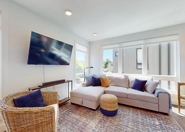 Lakeview Loft Tc