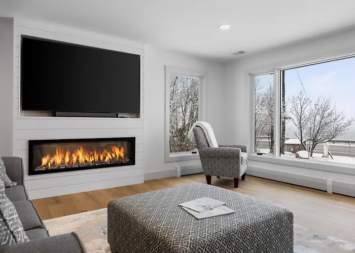 Traverse City Elmwood Ranch - Dog Friendly