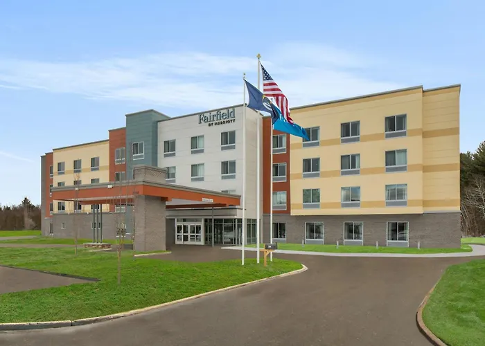 Fairfield By Marriott Inn & Suites Traverse City