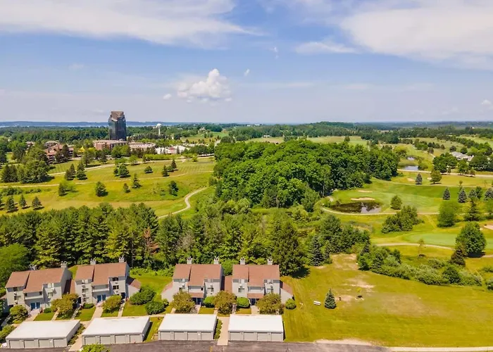The Hilltop Haven Backs To Gtr\'S Bear Golf Course