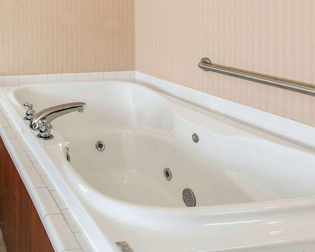 Inn Comfort Traverse Traverse City