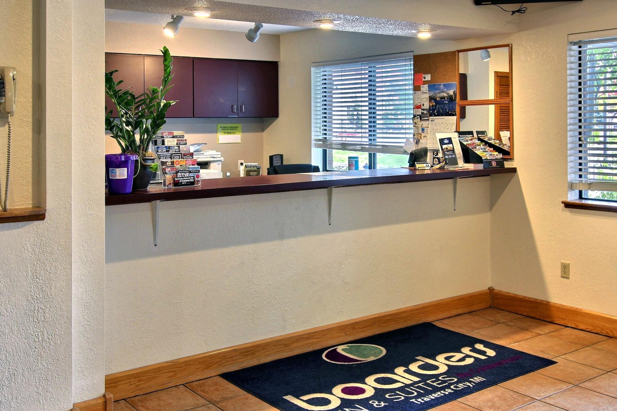 Hotel Days & By Wyndham Traverse