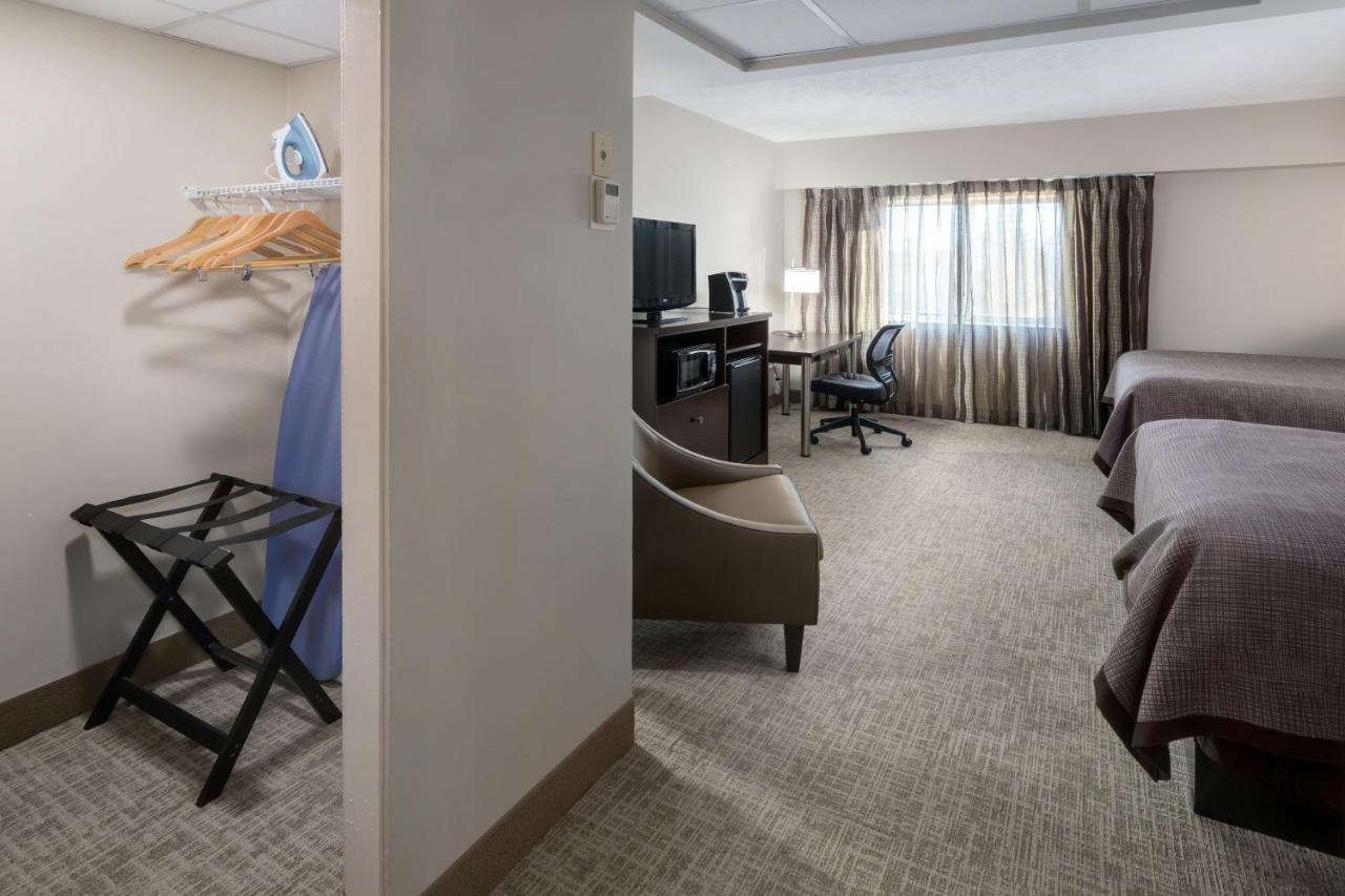 Park Place & Conference Center Hotel