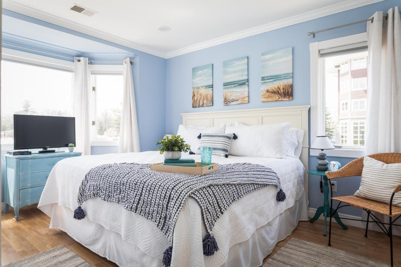 New Listing Bliss 211! Stunning Bay View Apartment *