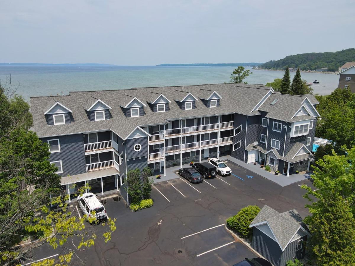 200 North Shore Holiday home Traverse City