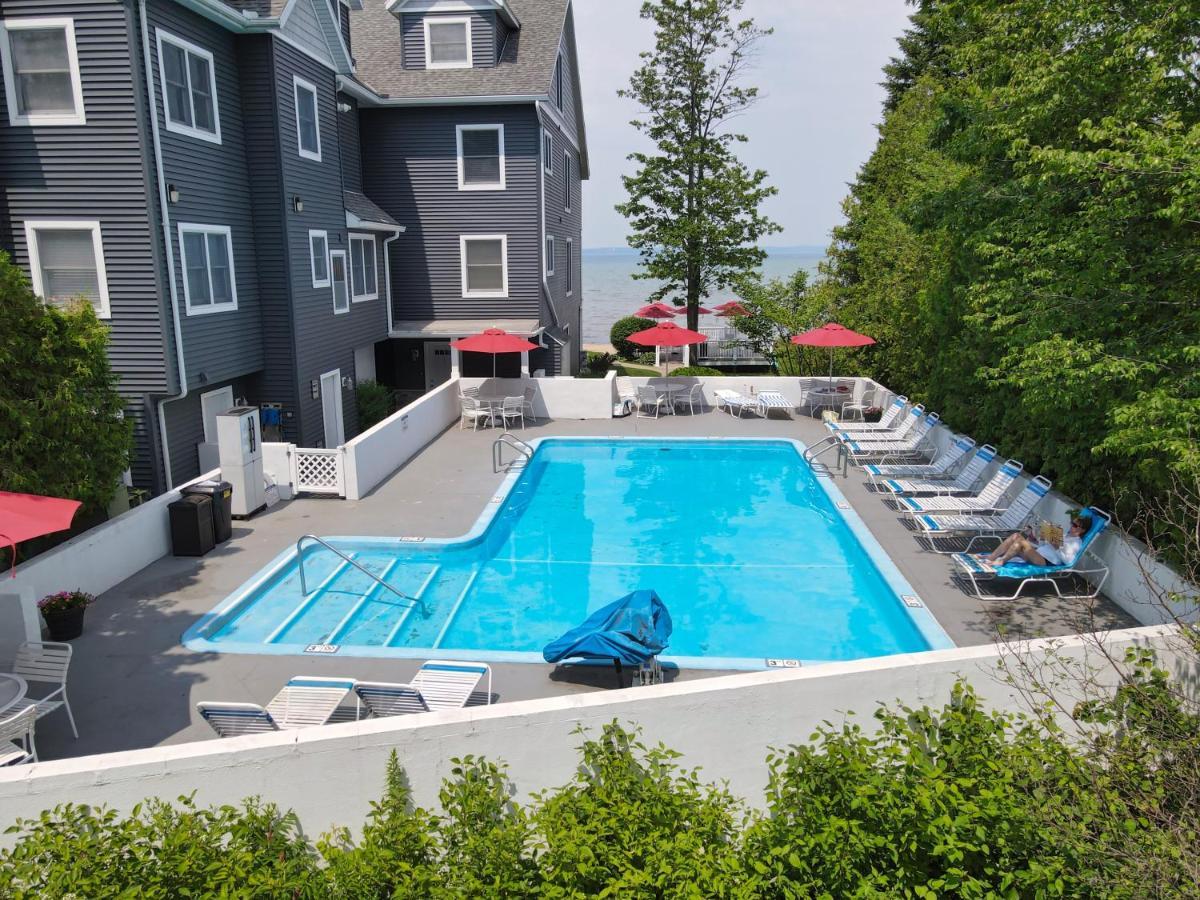 200 North Shore Traverse City