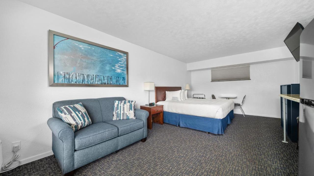 Grand Traverse Inn 2*