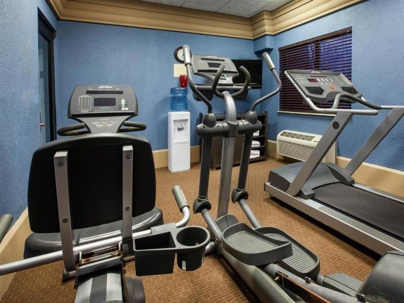 Hotel Baymont By Wyndham Traverse 3*