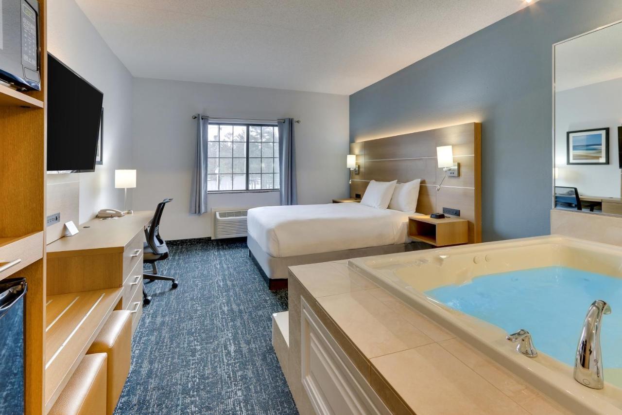 Parkshore Hotel Traverse City
