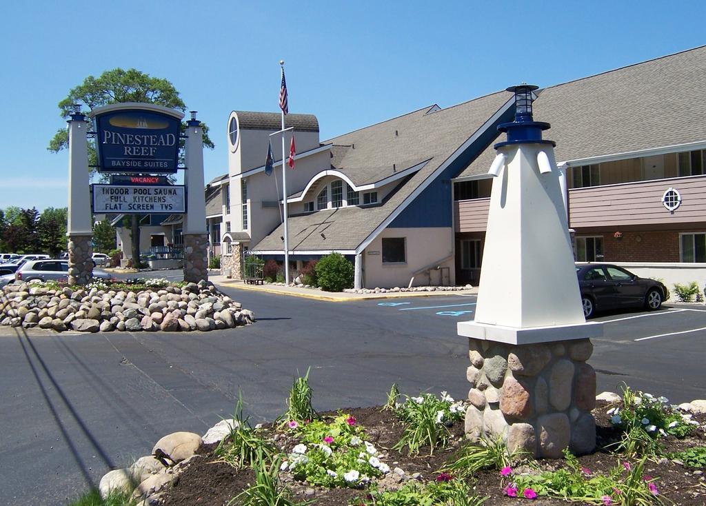 Pinestead Reef Aparthotel Traverse City