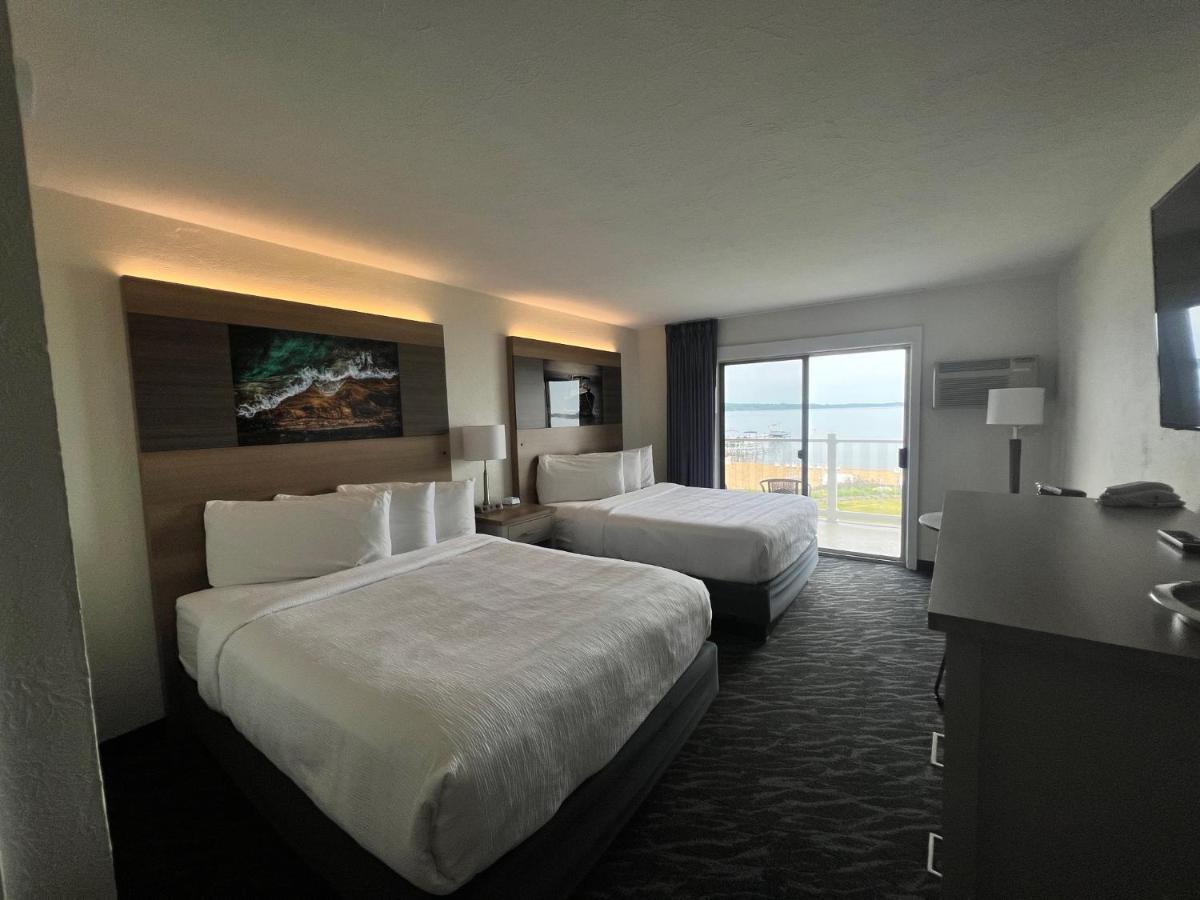 The Haus - Traverse Hotel