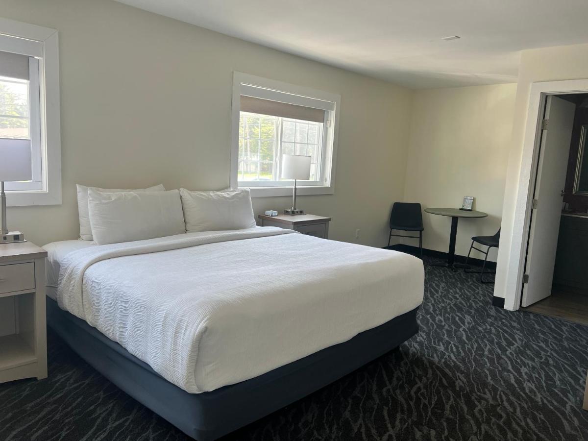 The Haus - Traverse Hotel 3*