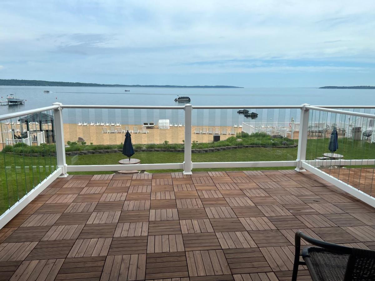 The Haus - Traverse 3* Traverse City