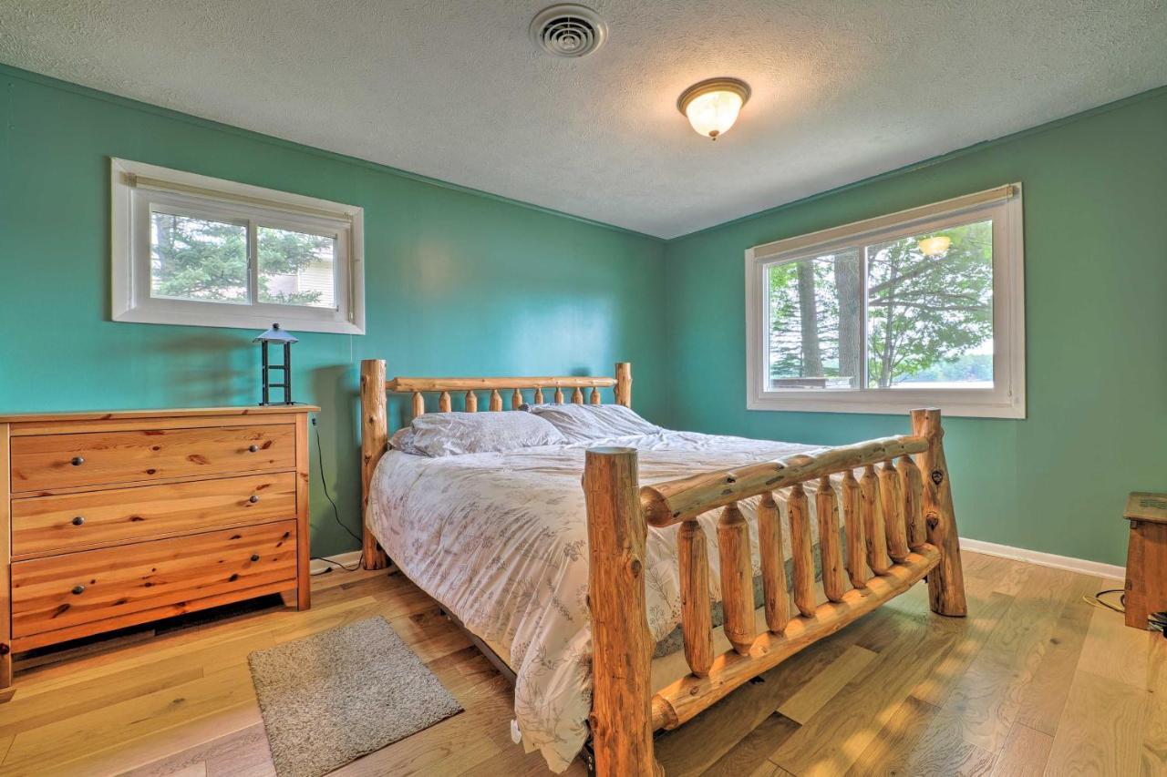 13 Mi To Downtown Quiet Lakefront Holiday home Traverse City