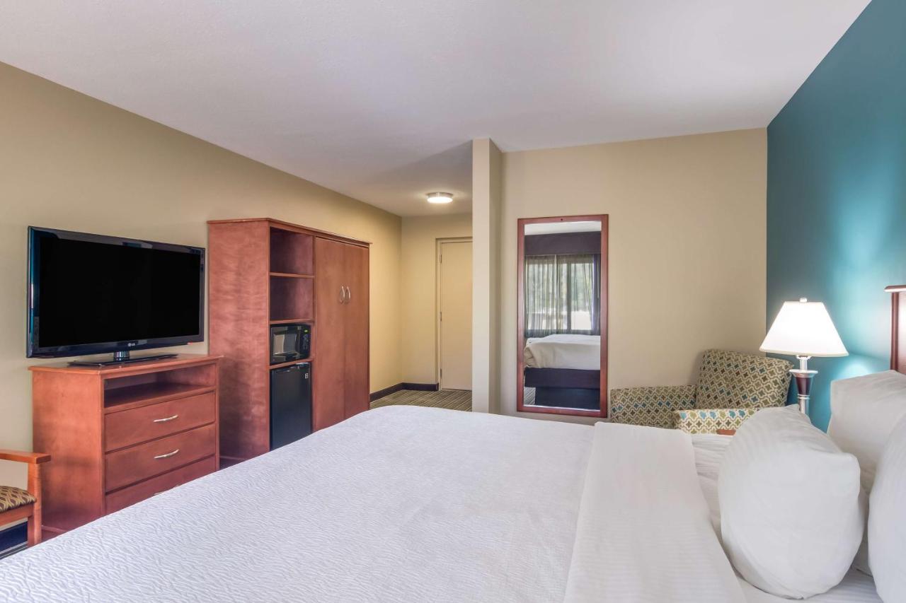 Hotel Western Traverse 3*