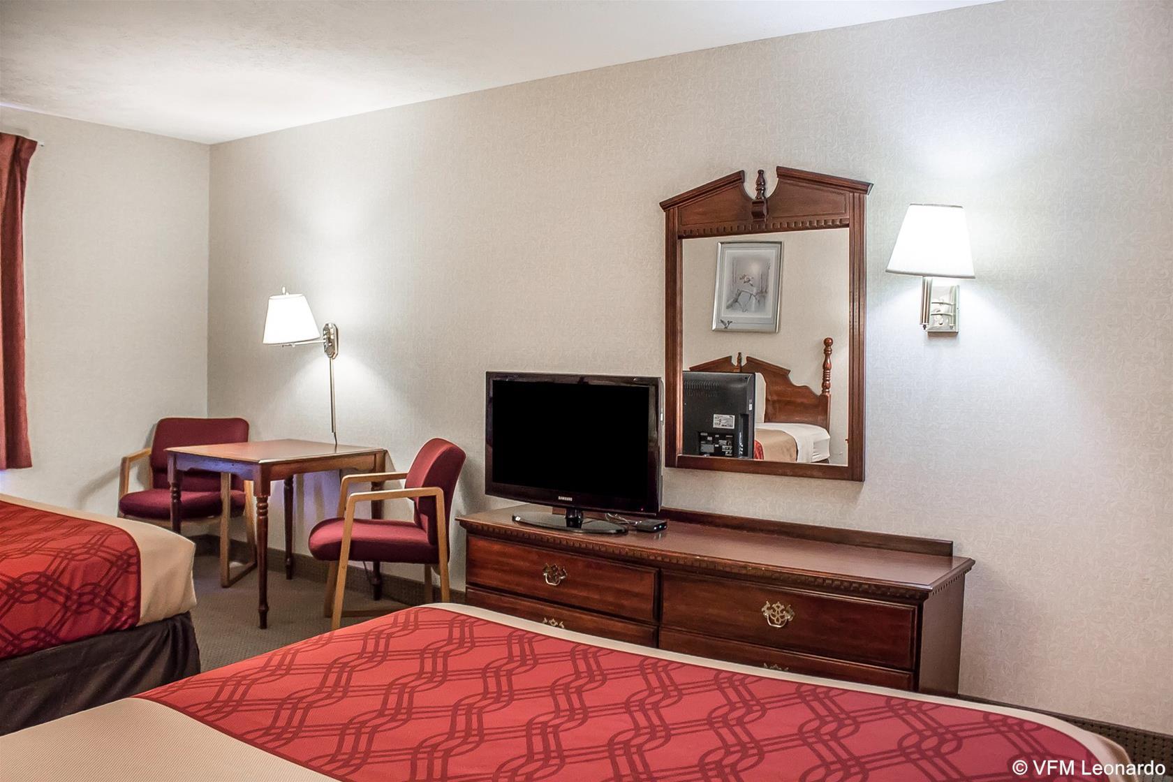 Econo Lodge Traverse City