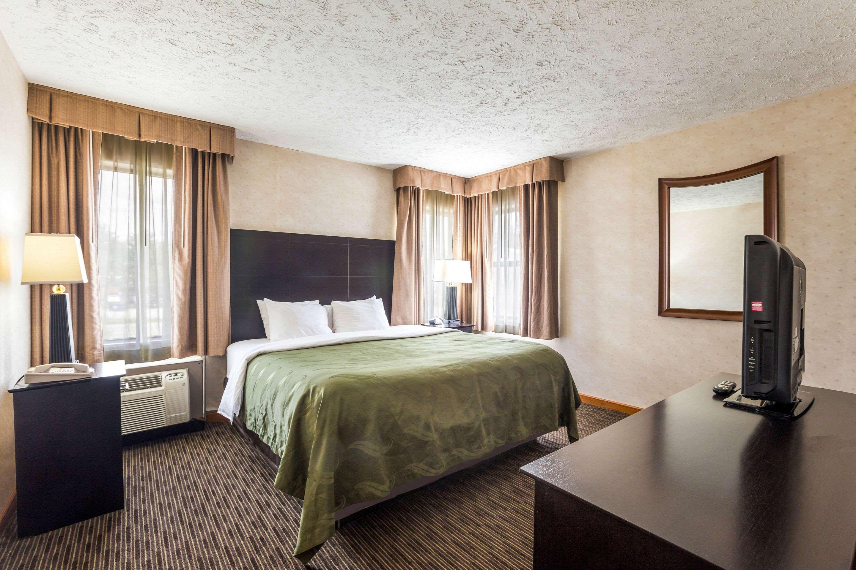 Quality Inn 2*